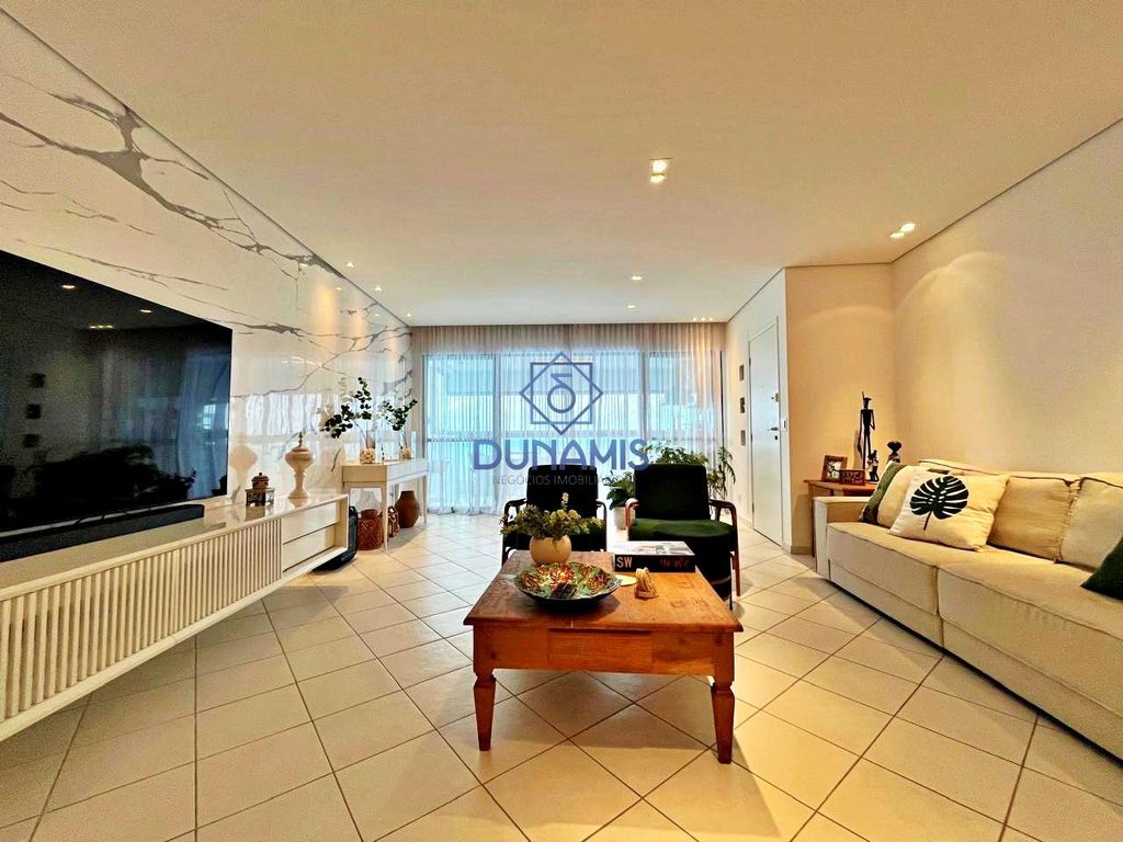 MAGNÍFICO APARTAMENTO À VENDA NA PRAIA DAS PITANGUEIRAS - COM VISTA MAR E LAZER em Pitangueiras, Guarujá — foto 8