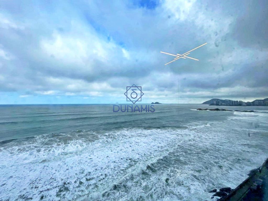 MAGNÍFICO APARTAMENTO À VENDA NA PRAIA DAS PITANGUEIRAS - COM VISTA MAR E LAZER em Pitangueiras, Guarujá — foto 14