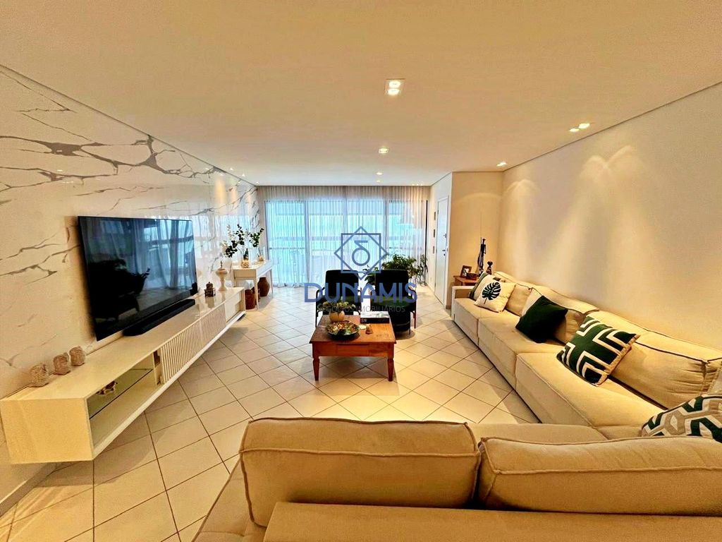 MAGNÍFICO APARTAMENTO À VENDA NA PRAIA DAS PITANGUEIRAS - COM VISTA MAR E LAZER em Pitangueiras, Guarujá — foto 2