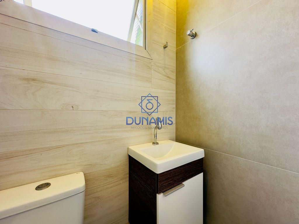 OPORTUNIDADE - APARTAMENTO REFORMADO A VENDA NA PRAIA DAS ASTÚRIAS em Jardim Astúrias, Guarujá — foto 35