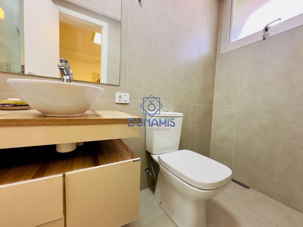 OPORTUNIDADE - APARTAMENTO REFORMADO A VENDA NA PRAIA DAS ASTÚRIAS em Jardim Astúrias, Guarujá — foto 26