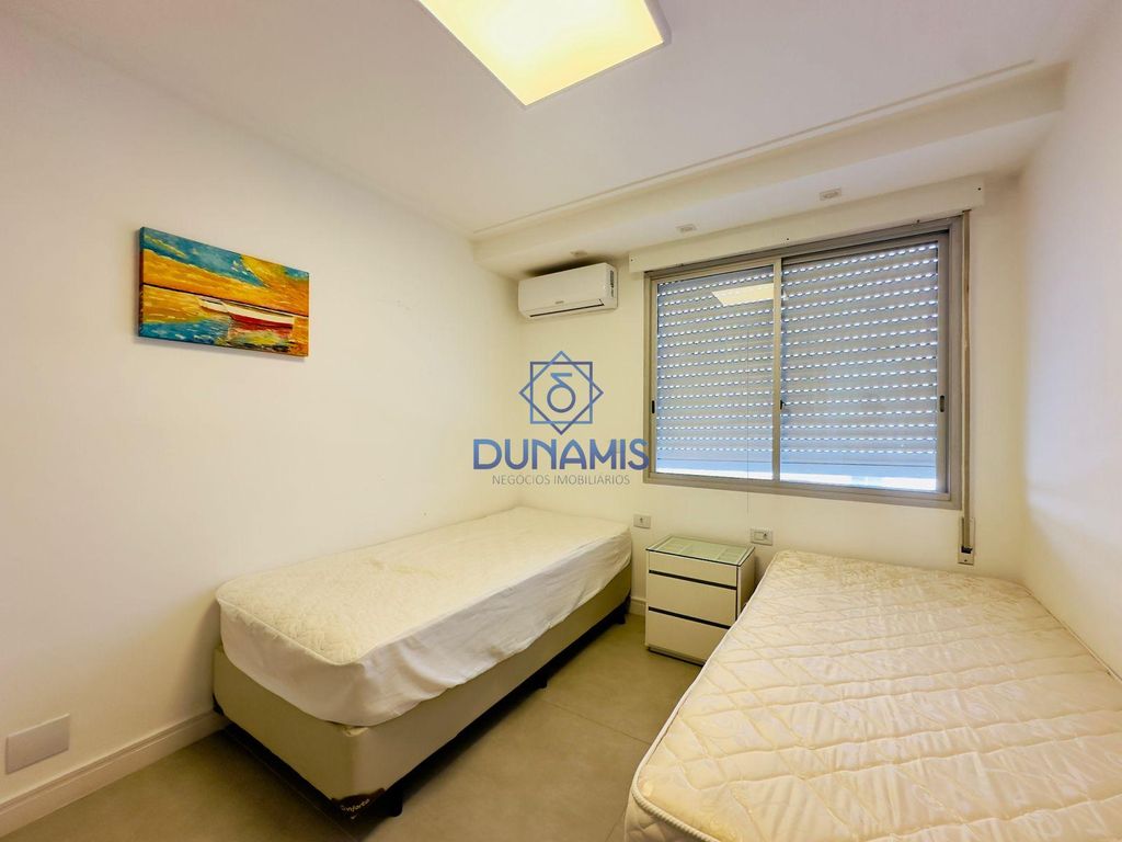 OPORTUNIDADE - APARTAMENTO REFORMADO A VENDA NA PRAIA DAS ASTÚRIAS em Jardim Astúrias, Guarujá — foto 28