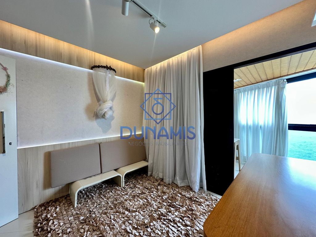 APARTAMENTO TOTALMENTE REFORMADO - VISTA PARA O ALTO MAR À VENDA em Jardim Astúrias, Guarujá — foto 38