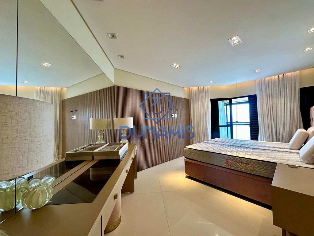 APARTAMENTO TOTALMENTE REFORMADO - VISTA PARA O ALTO MAR À VENDA em Jardim Astúrias, Guarujá — foto 25