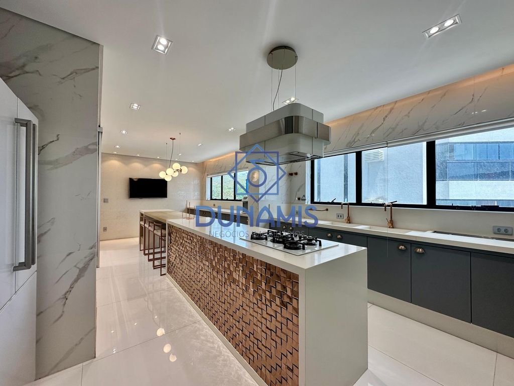 APARTAMENTO TOTALMENTE REFORMADO - VISTA PARA O ALTO MAR À VENDA em Jardim Astúrias, Guarujá — foto 19