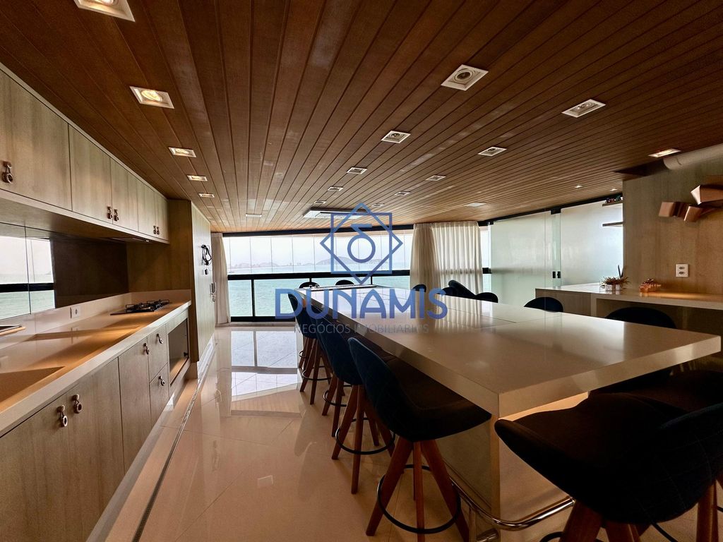APARTAMENTO TOTALMENTE REFORMADO - VISTA PARA O ALTO MAR À VENDA em Jardim Astúrias, Guarujá — foto 9