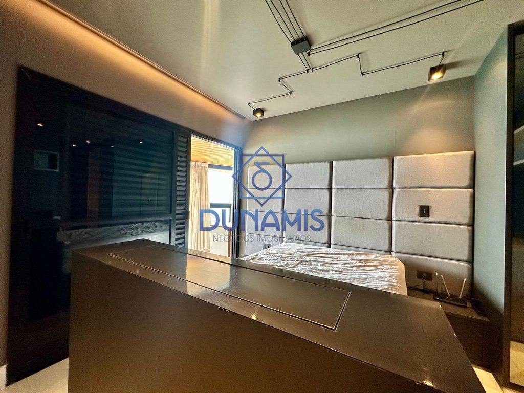 APARTAMENTO TOTALMENTE REFORMADO - VISTA PARA O ALTO MAR À VENDA em Jardim Astúrias, Guarujá — foto 42