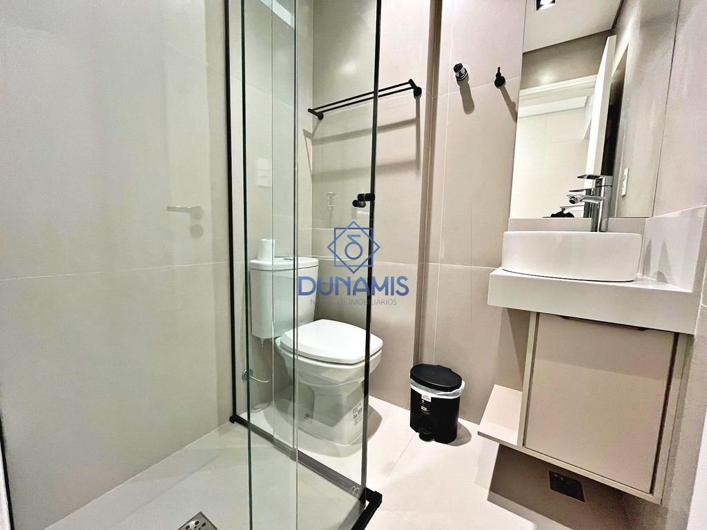 APARTAMENTO REFORMADO A VENDA NA PRAIA DAS PITANGUEIRAS 01 QUADRA DO MAR em Pitangueiras, Guarujá — foto 48
