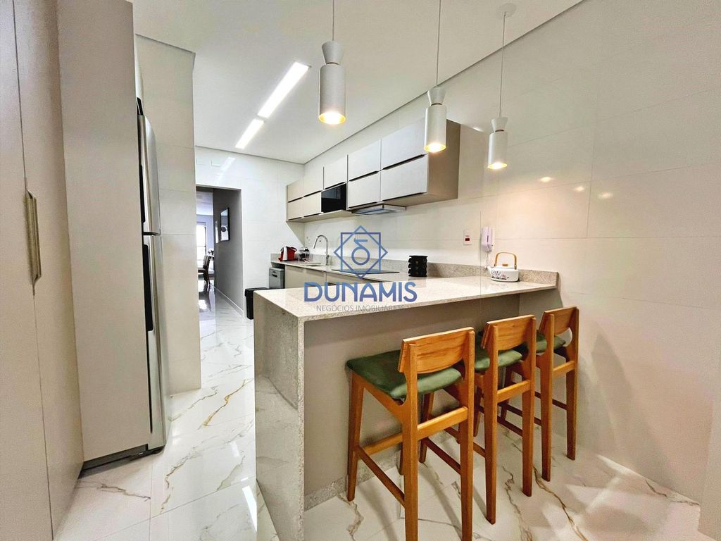 APARTAMENTO REFORMADO A VENDA NA PRAIA DAS PITANGUEIRAS 01 QUADRA DO MAR em Pitangueiras, Guarujá — foto 41