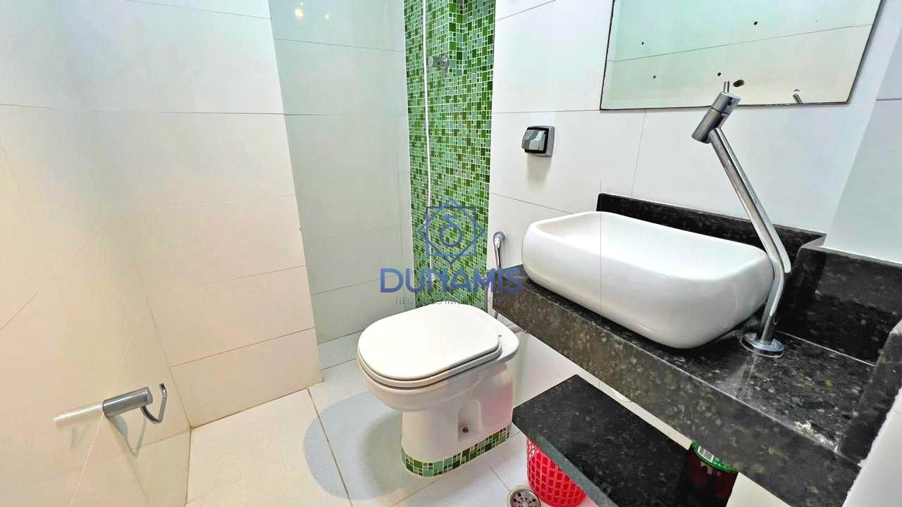 EXCELENTE APARTAMENTO REFORMADO COM 1 DORMITÓRIOS E VISTA MAR em Pitangueiras, Guarujá — foto 9