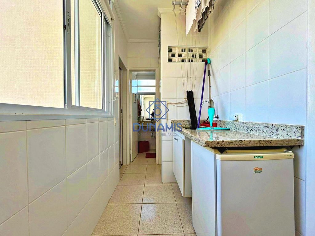 ***APARTAMENTO À VENDA NA REGIÃO CENTRAL DA PRAIA DE PITANGUEIRAS - ANDAR ALTO** em Pitangueiras, Guarujá — foto 34