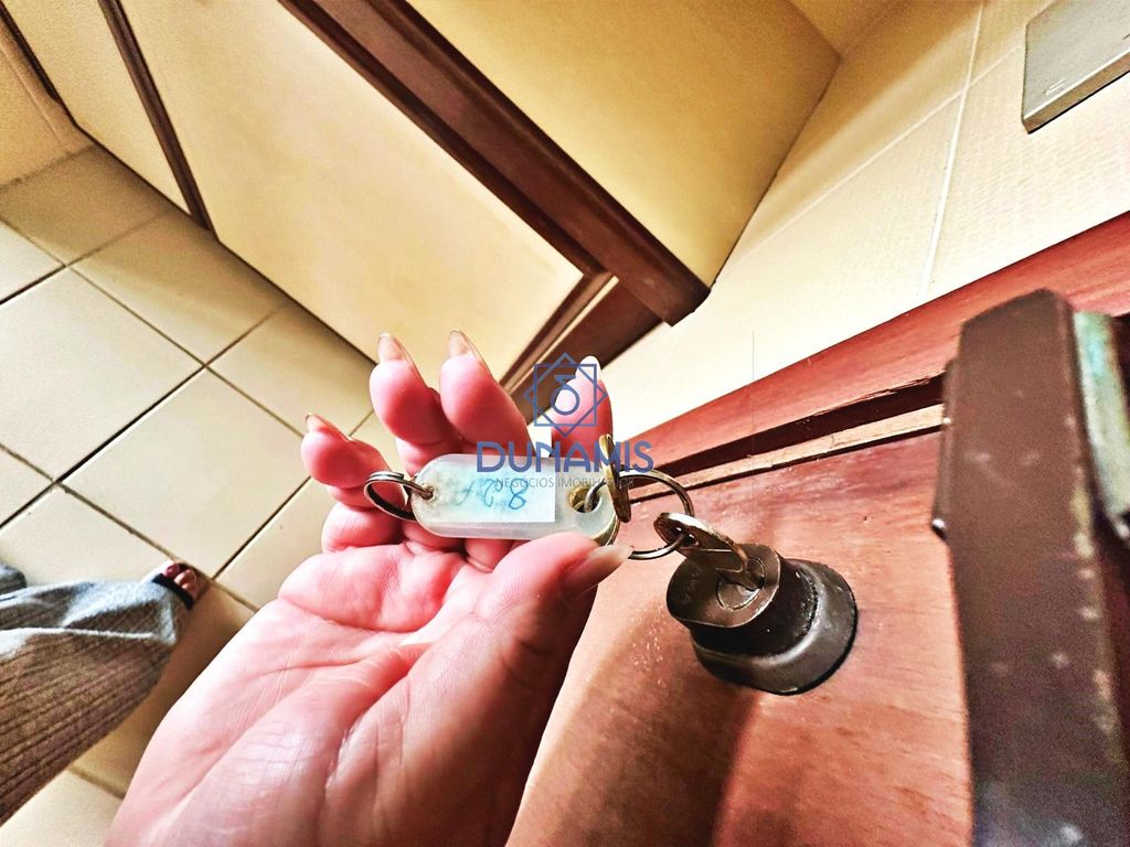 Apartamento em prédio de frente para o mar à venda na praia da Enseada em Enseada, Guarujá — foto 17