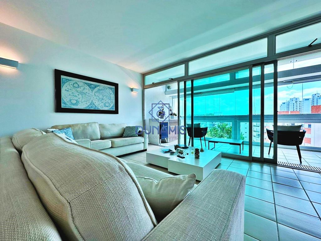 Apartamento em prédio de frente para o mar à venda na praia da Enseada em Enseada, Guarujá — foto 2