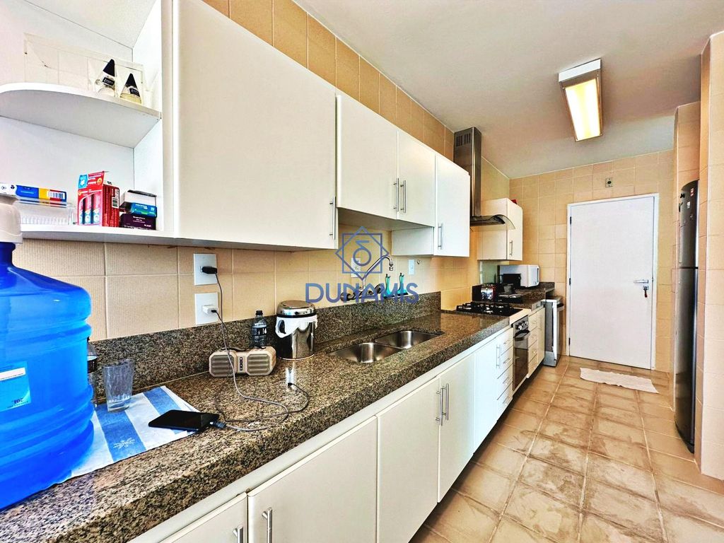Apartamento em prédio de frente para o mar à venda na praia da Enseada em Enseada, Guarujá — foto 18