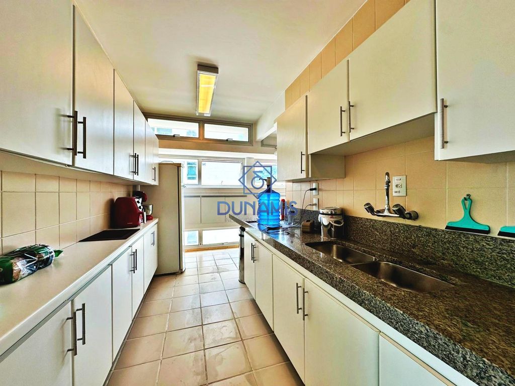 Apartamento em prédio de frente para o mar à venda na praia da Enseada em Enseada, Guarujá — foto 16