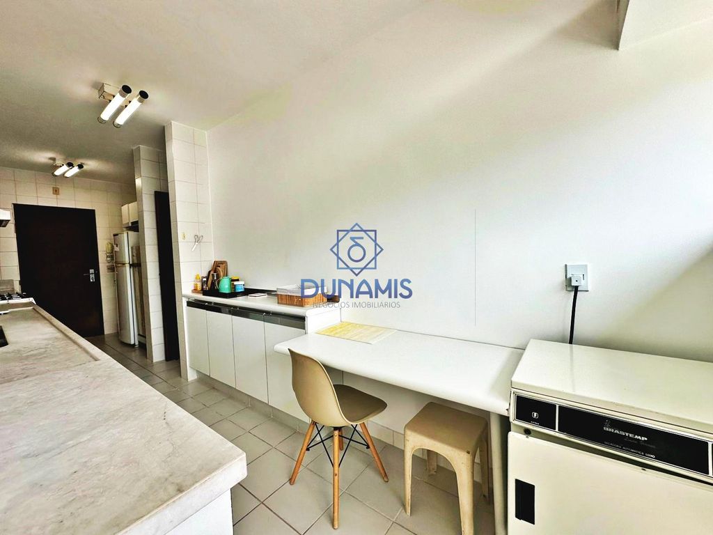 Apartamento em prédio de frente para o mar à venda na praia da Enseada em Enseada, Guarujá — foto 17
