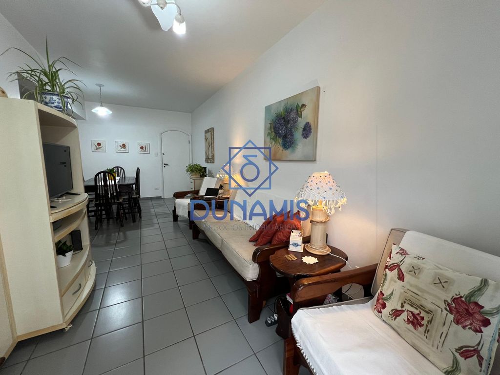 ÓTIMO APARTAMENTO À VENDA NA PRAIA DO TOMBO - UMA QUADRA DO MAR em Tombo, Guarujá — foto 3