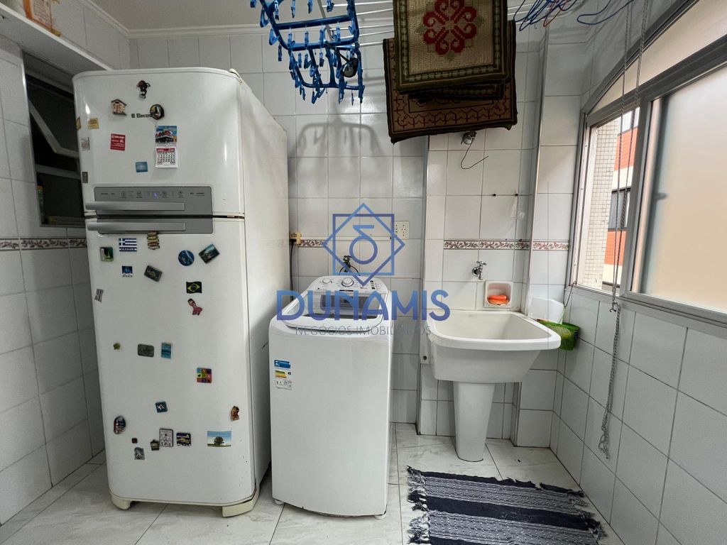 ÓTIMO APARTAMENTO À VENDA NA PRAIA DO TOMBO - UMA QUADRA DO MAR em Tombo, Guarujá — foto 30