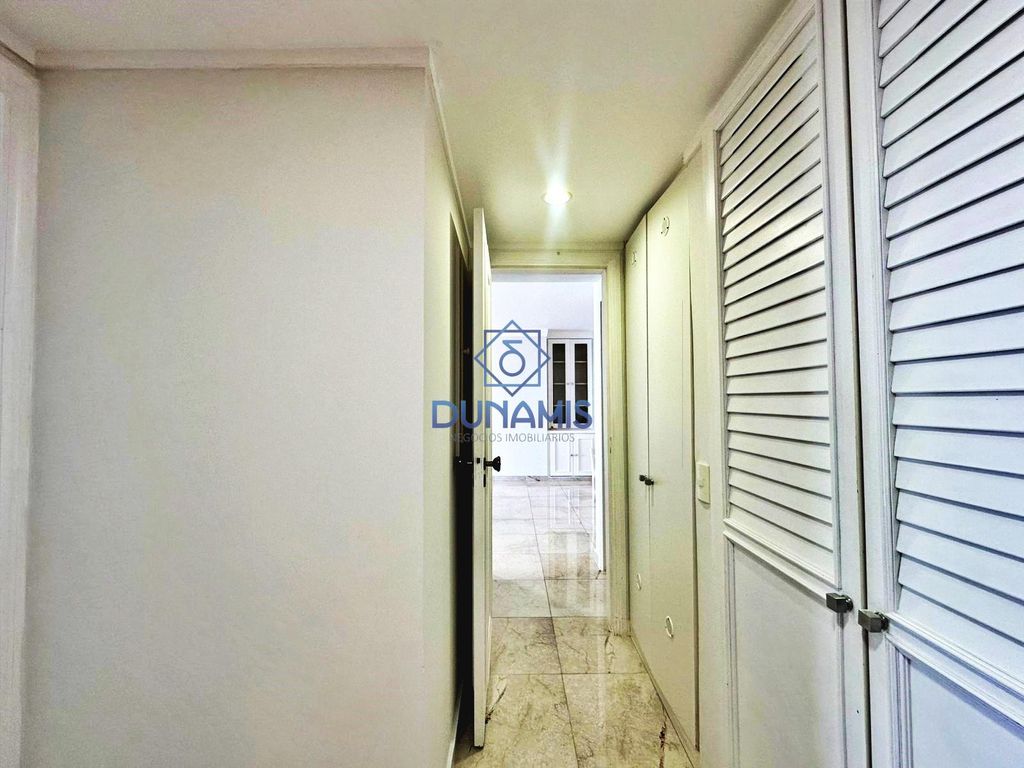 Apartamento à Venda em Morro Sorocotuba, Guarujá - SP em Morro Sorocotuba, Guarujá — foto 15