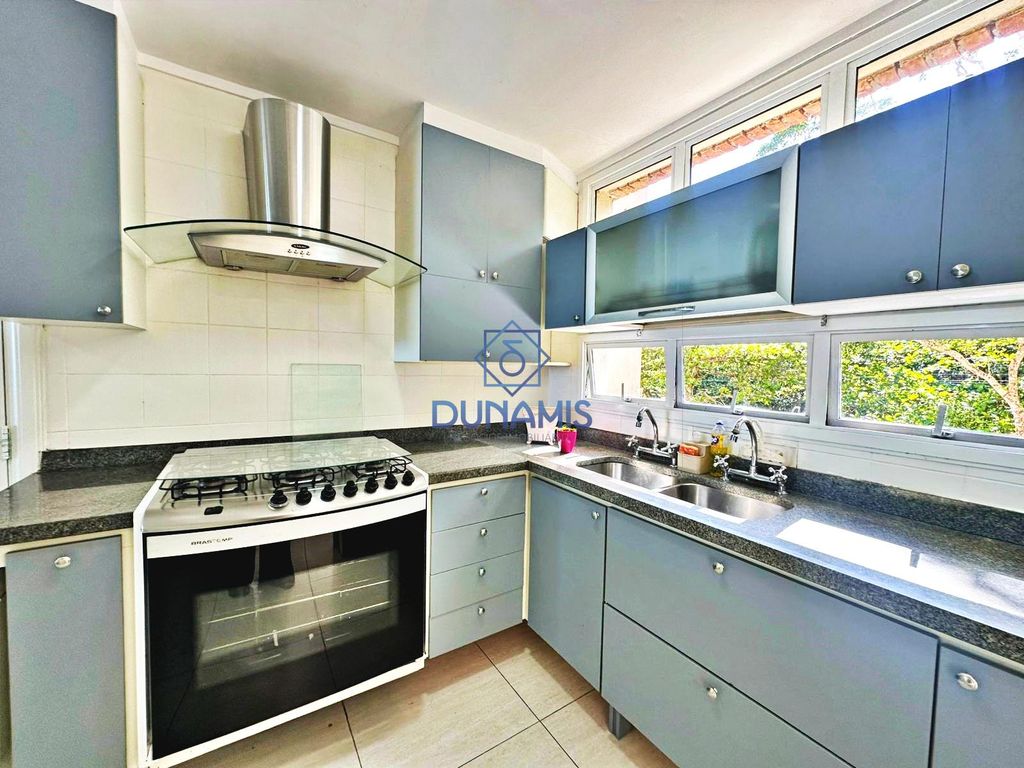 Apartamento à Venda em Morro Sorocotuba, Guarujá - SP em Morro Sorocotuba, Guarujá — foto 12
