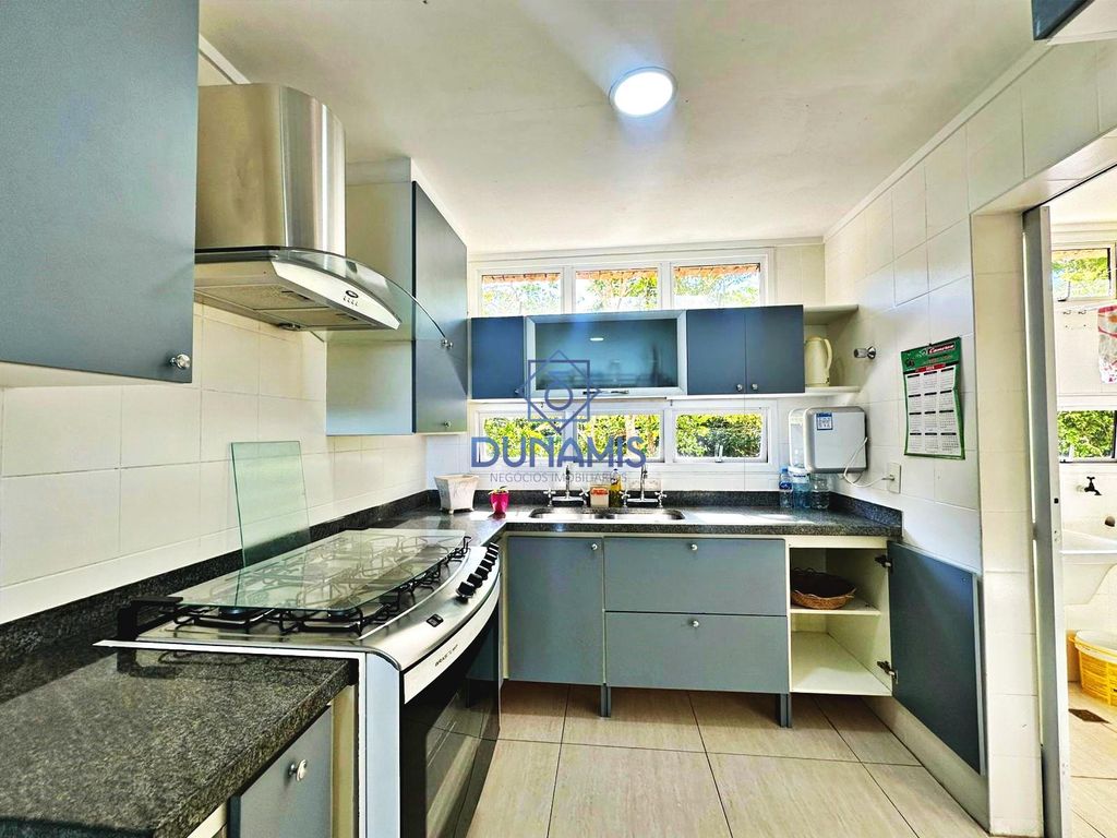 Apartamento à Venda em Morro Sorocotuba, Guarujá - SP em Morro Sorocotuba, Guarujá — foto 11