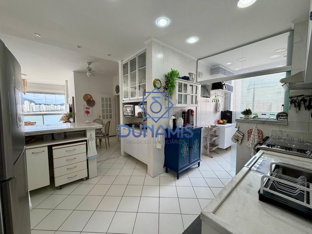 EXCELENTE APARTAMENTO A VENDA COM 02 SUÍTES NA PRAIA DAS ASTÚRIAS em Jardim Astúrias, Guarujá — foto 23