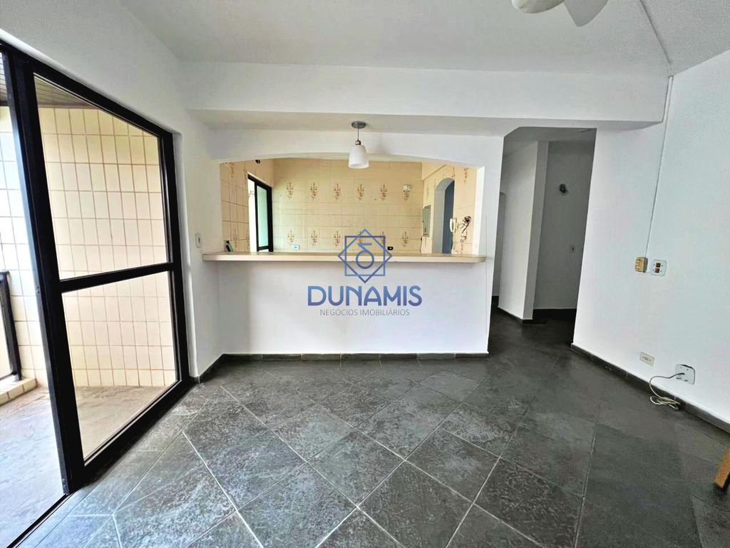APARTAMENTO CONSERVADO À VENDA NA PRAIA DO TOMBO em Tombo, Guarujá — foto 2