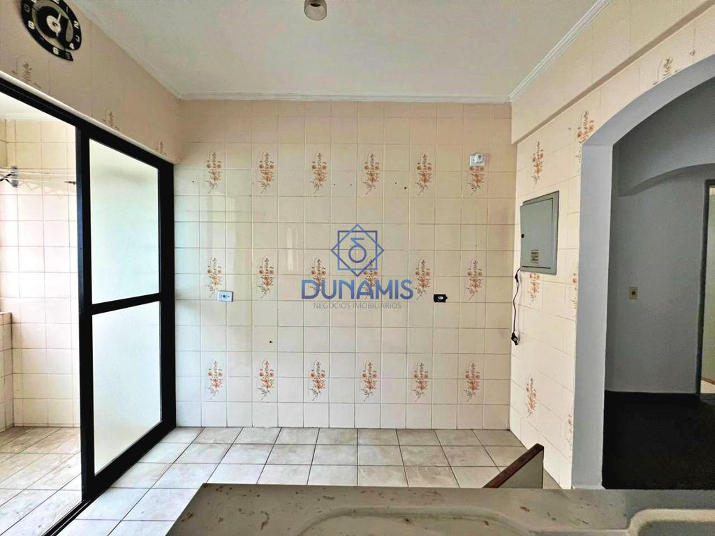 APARTAMENTO CONSERVADO À VENDA NA PRAIA DO TOMBO em Tombo, Guarujá — foto 11