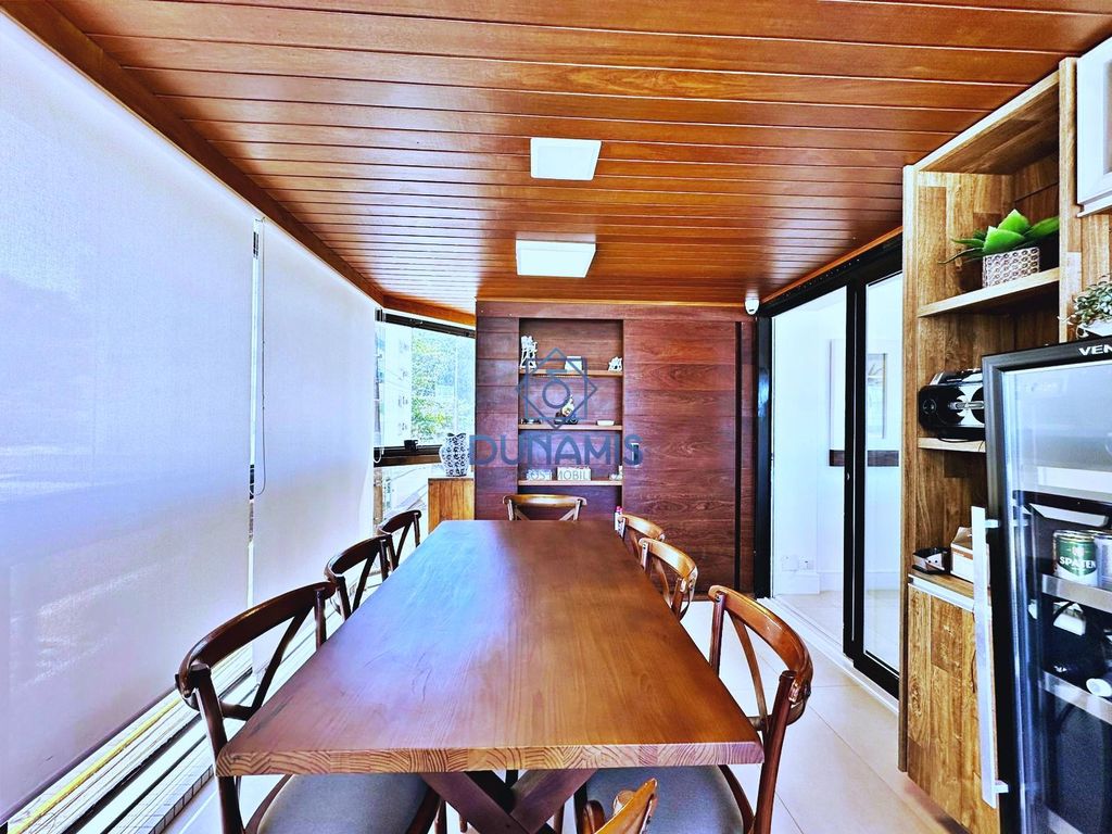 LINDO APARTAMENTO À VENDA NA PRAIA DAS ASTÚRIAS - FRENTE TOTAL PARA O MAR em Jardim Astúrias, Guarujá — foto 9