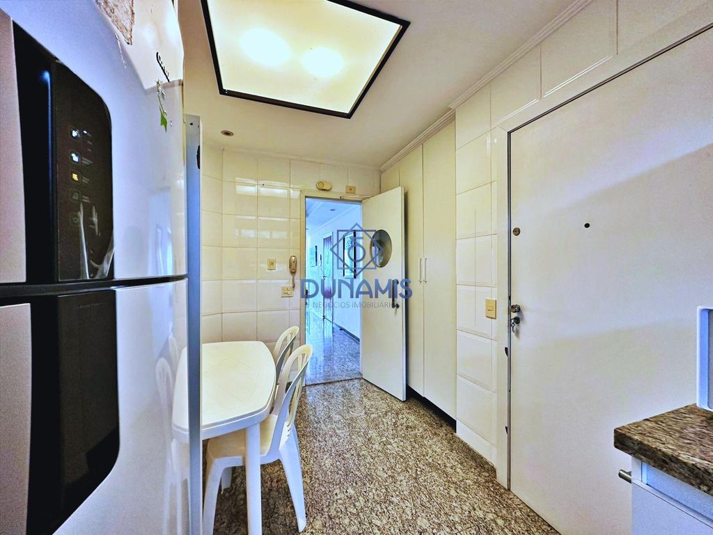 Apartamento à Venda em Morro Sorocotuba, Guarujá - SP em Morro Sorocotuba, Guarujá — foto 14