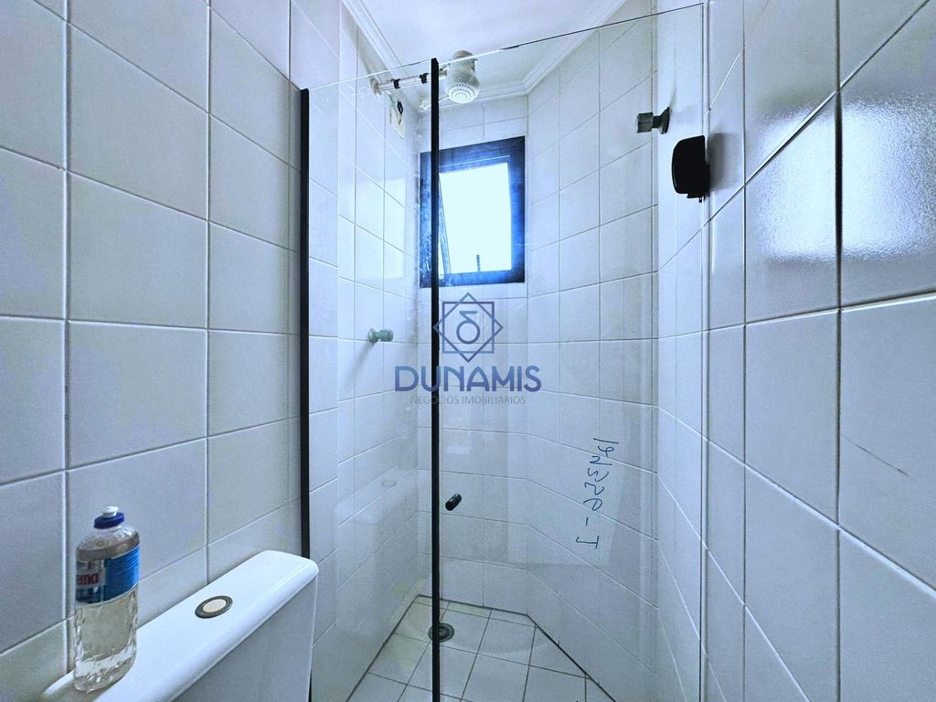 Apartamento reformado com sacada na Praia das Astúrias, área nobre do Guarujá em Jardim Astúrias, Guarujá — foto 20