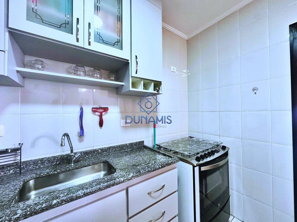 Apartamento reformado com sacada na Praia das Astúrias, área nobre do Guarujá em Jardim Astúrias, Guarujá — foto 9
