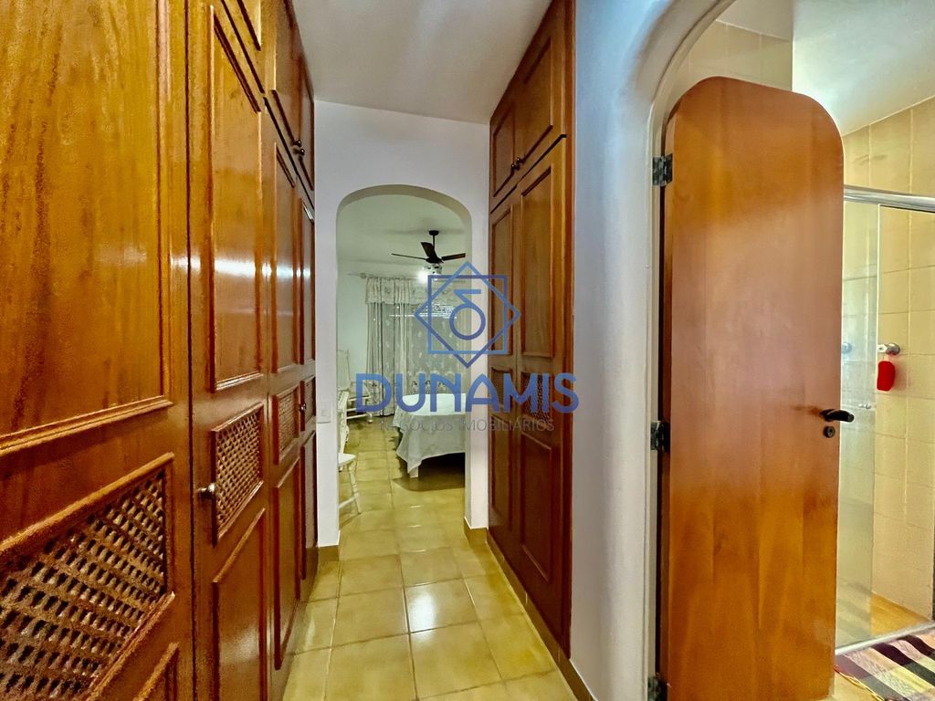 EXCELENTE APARTAMENTO NO CENTRO DA  PRAIA DE PITANGUEIRAS - 02 VAGAS DE GARAGEM em Pitangueiras, Guarujá — foto 9