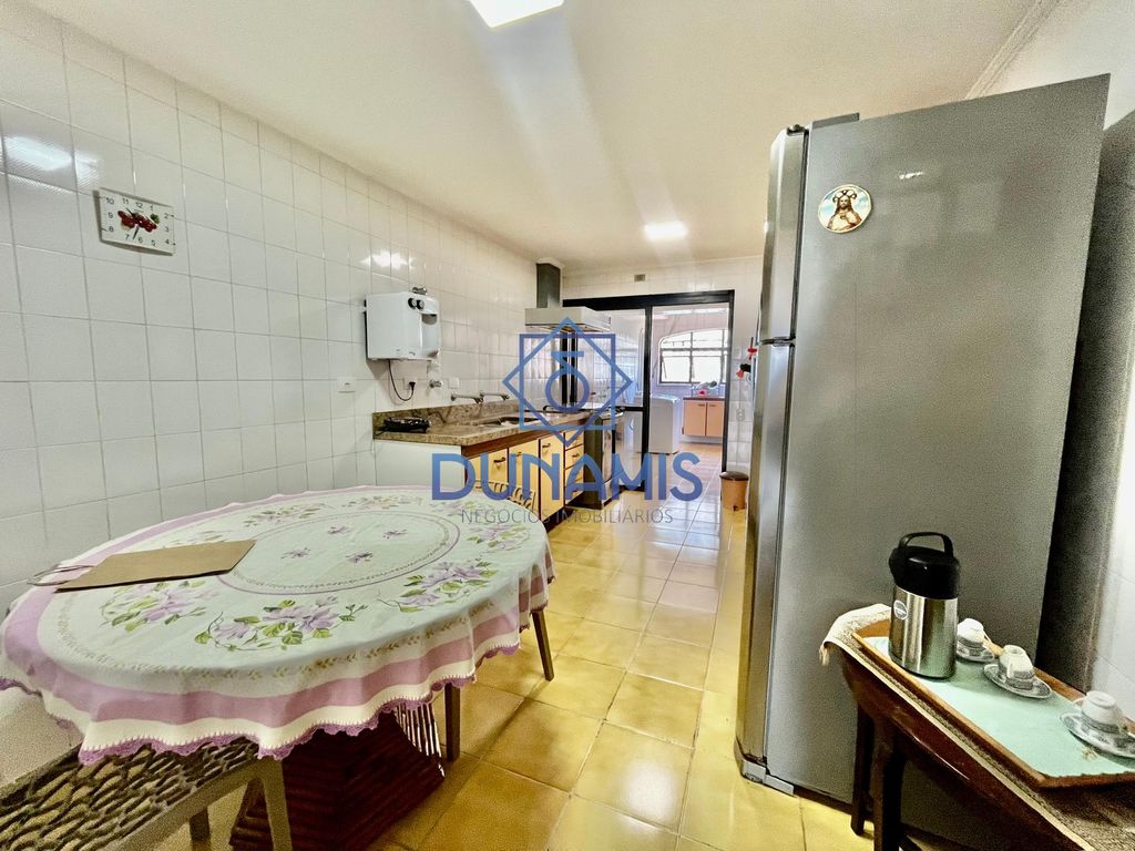 EXCELENTE APARTAMENTO NO CENTRO DA  PRAIA DE PITANGUEIRAS - 02 VAGAS DE GARAGEM em Pitangueiras, Guarujá — foto 26