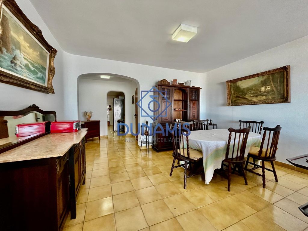 EXCELENTE APARTAMENTO NO CENTRO DA  PRAIA DE PITANGUEIRAS - 02 VAGAS DE GARAGEM em Pitangueiras, Guarujá — foto 4