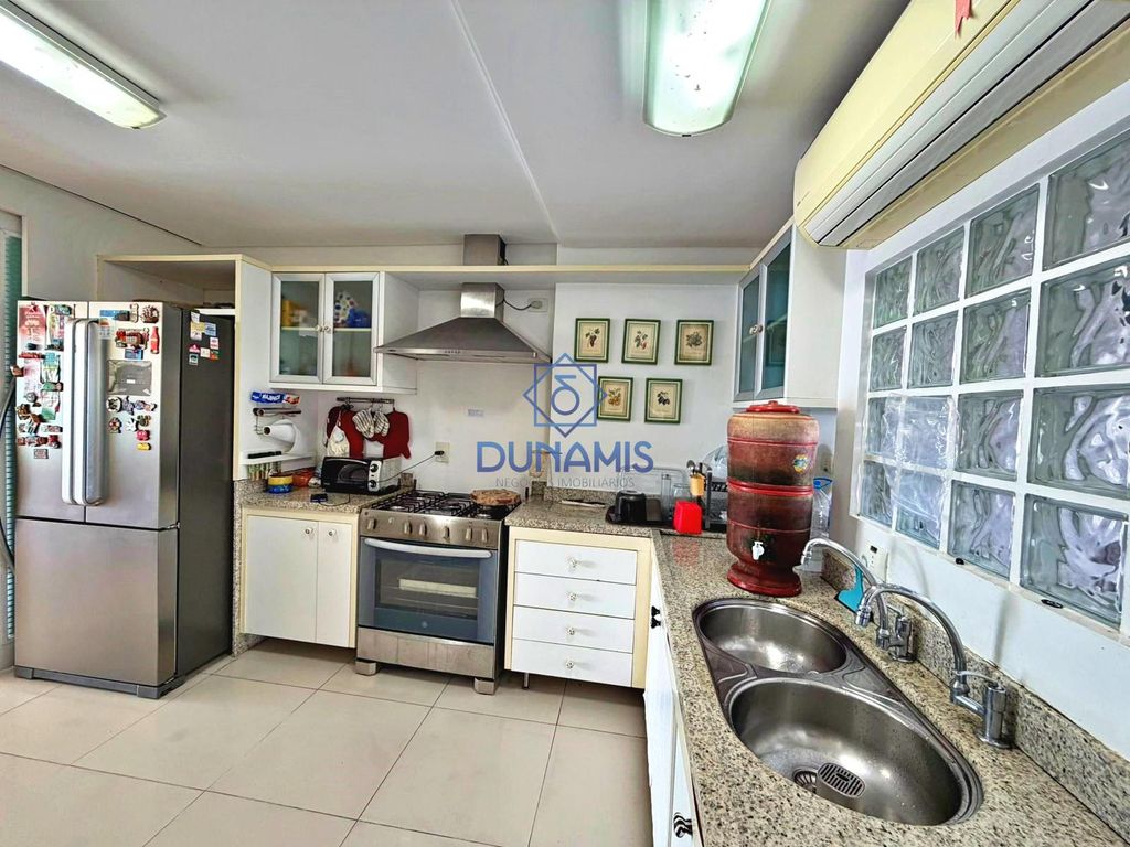 *APARTAMENTO À VENDA NA PRAIA DAS PITANGUEIRAS - REGIÃO DO MORRO DO MALUF em Morro do Maluf, Guarujá — foto 30