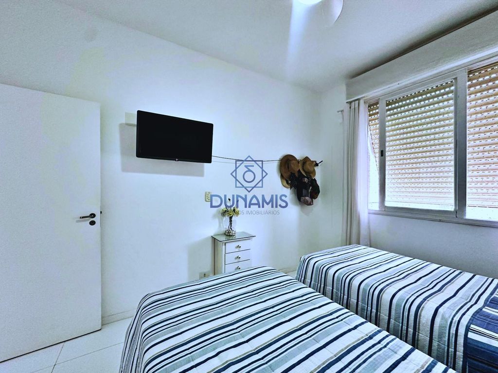 APARTAMENTO AMPLO NA PRAIA DAS PITANGUEIRAS - QUADRA DO MAR em Pitangueiras, Guarujá — foto 40