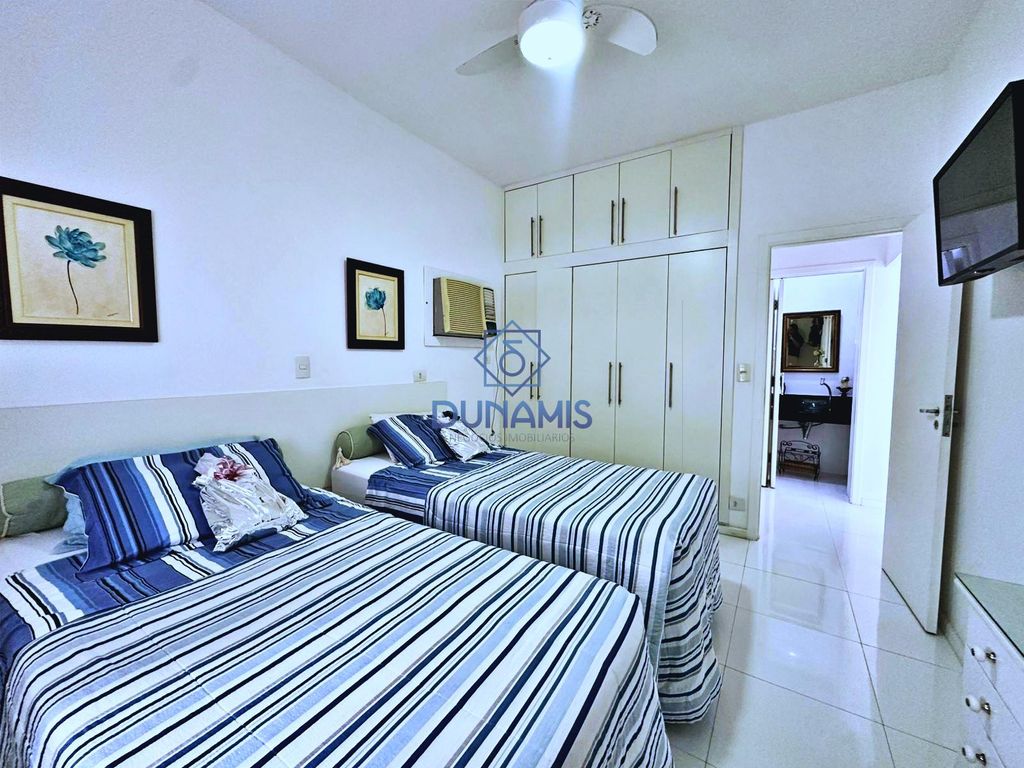 APARTAMENTO AMPLO NA PRAIA DAS PITANGUEIRAS - QUADRA DO MAR em Pitangueiras, Guarujá — foto 37