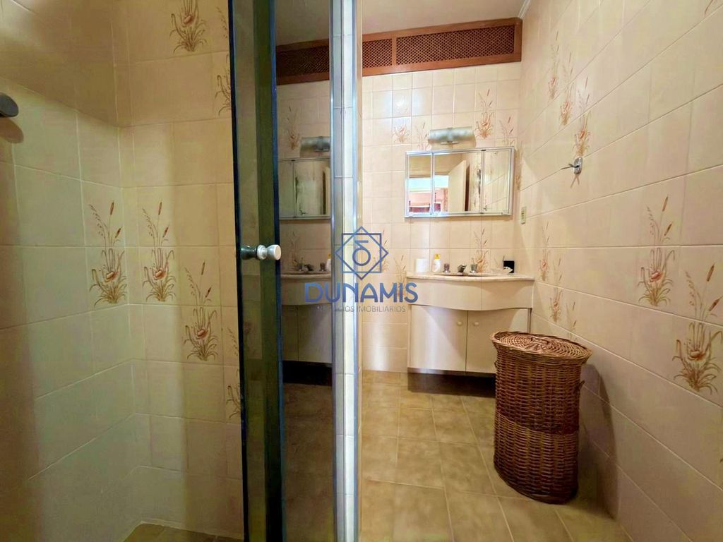 ** APARTAMENTO A VENDA NA PRAIA DAS PITANGUEIRAS - COM VISTA TOTAL PARA MAR  ** em Jardim Astúrias, Guarujá — foto 19