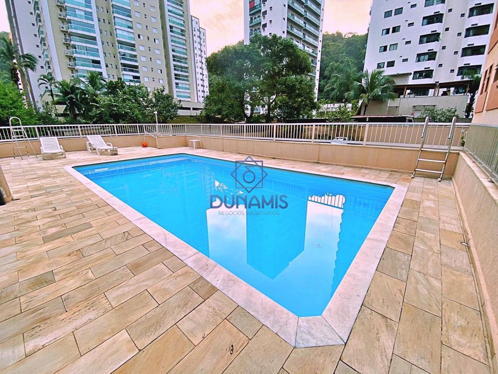 APARTAMENTO REFORMADO À VENDA NA PRAIA DAS PITANGUEIRAS  - 02 VAGAS DE GARAGEM em Pitangueiras, Guarujá — foto 33