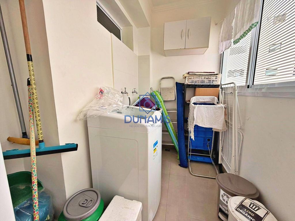 ** APARTAMENTO TOTALMENTE REFORMADO - NA PRAIA DAS PITANGUEIRAS - em Morro do Maluf, Guarujá — foto 34