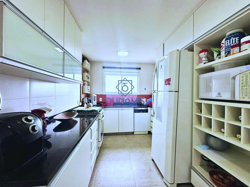 Maravilhoso Apartamento na Praia da Enseada vista para o mar e varanda gourmet em Enseada, Guarujá — foto 11