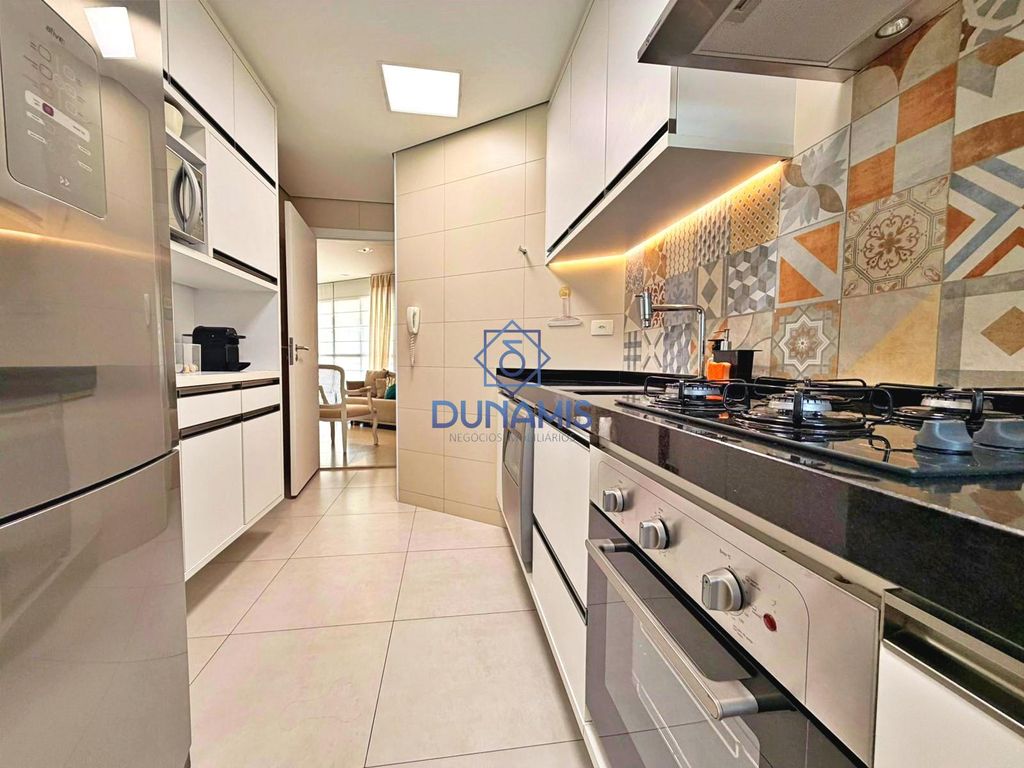 COBERTURA PENTHOUSE - REGIÃO CENTRAL DAS PITANGUEIRAS - COM PISCINA PRIVATIVA em Pitangueiras, Guarujá — foto 32