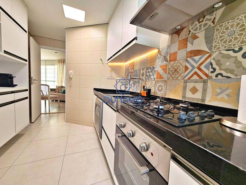 COBERTURA PENTHOUSE - REGIÃO CENTRAL DAS PITANGUEIRAS - COM PISCINA PRIVATIVA em Pitangueiras, Guarujá — foto 33