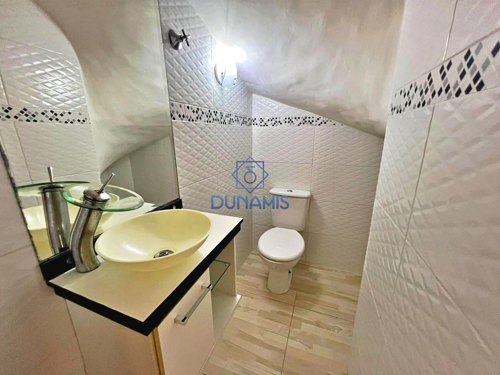 CASA A VENDA - VILA ÁUREA TOTALMENTE REFORMADA - GUARUJÁ/SP em Vila Áurea (Vicente de Carvalho), Guarujá — foto 7