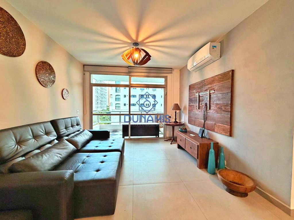 APARTAMENTO REFORMADO Á VENDA NA PRAIA DAS PITANGUEIRAS COM VAGA DE GARAGEM em Pitangueiras, Guarujá — foto 4