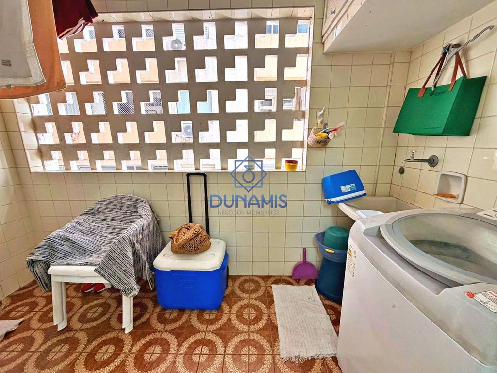 APARTAMENTO CONSERVADO À VENDA NA PRAIA DAS PITANGUEIRAS - em Pitangueiras, Guarujá — foto 22