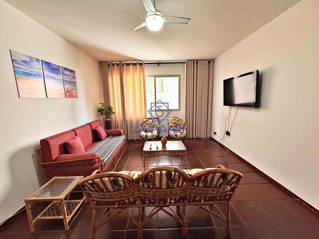 APARTAMENTO CONSERVADO À VENDA NA PRAIA DAS PITANGUEIRAS - em Pitangueiras, Guarujá — foto 2