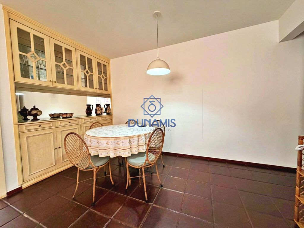 APARTAMENTO CONSERVADO À VENDA NA PRAIA DAS PITANGUEIRAS - em Pitangueiras, Guarujá — foto 7