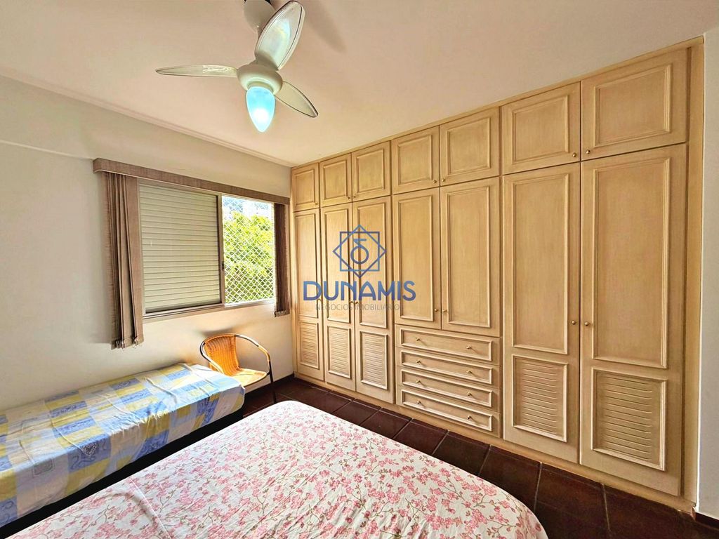 APARTAMENTO CONSERVADO À VENDA NA PRAIA DAS PITANGUEIRAS - em Pitangueiras, Guarujá — foto 11
